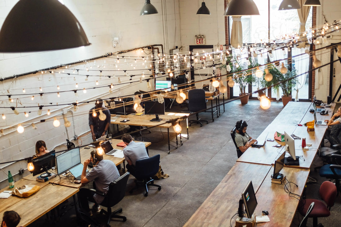 El-futuro-de-las-cafeterías-de-hotel-es-un-Coworking %agua en lata% % %agua nea%