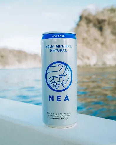 1 año más, emitiendo menos Carbono. Lata de agua carbon neutral . - Agua NEA